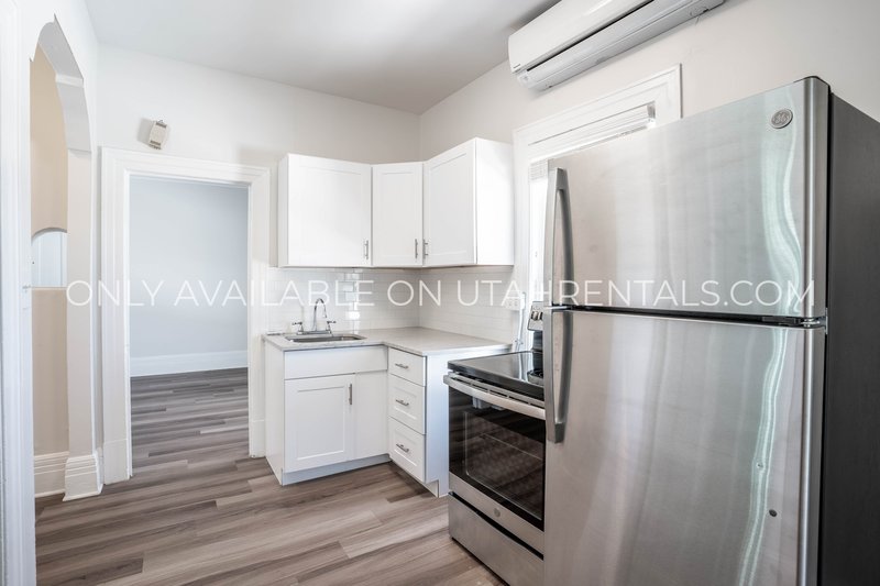 Beautiful 1 Bedroom Apartment in Historic Downtown SLC Building property image