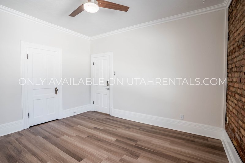 Beautiful 1 Bedroom Apartment in Historic Downtown SLC Building property image