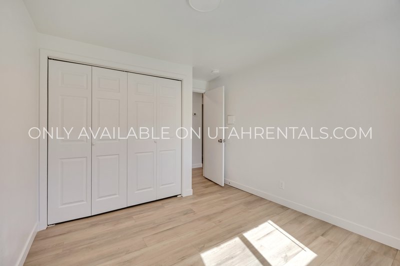 Charming 3 Bd/ 2 Ba Orem Apartment property image