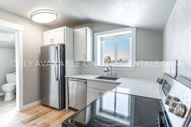 Charming 2-Bed in the Heart of American Fork – Pets Welcome! property image