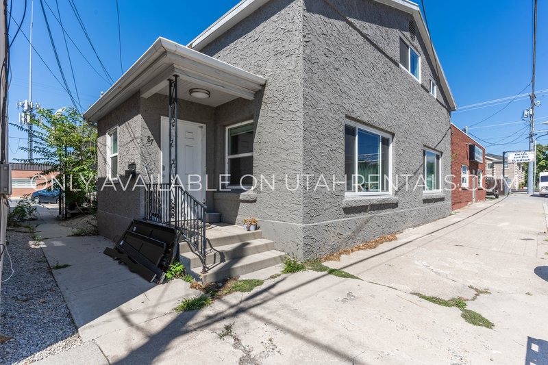 Charming 2-Bed in the Heart of American Fork – Pets Welcome! property image