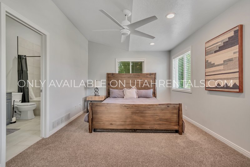 Charming & Spacious 5-Bedroom Home in Heber City property image