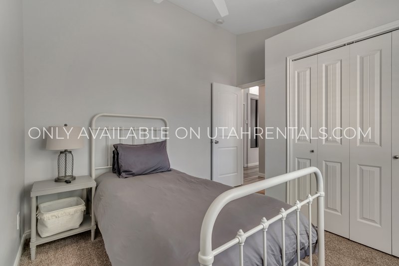 Charming & Spacious 5-Bedroom Home in Heber City property image