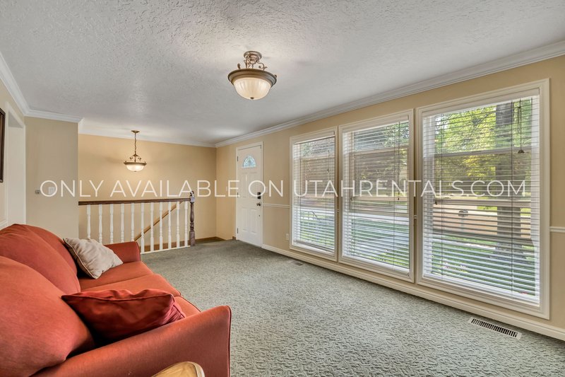 Large Private Room in Shared House Near USU! property image