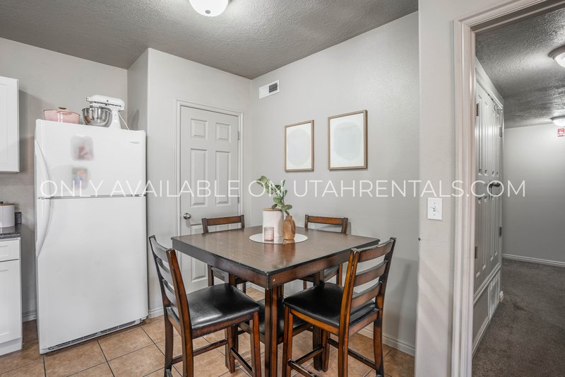 3 Private Bedrooms at Lanai H4 property image