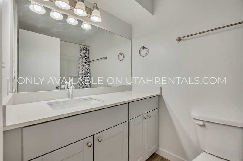 Modern Living in the Heart of Orem property image