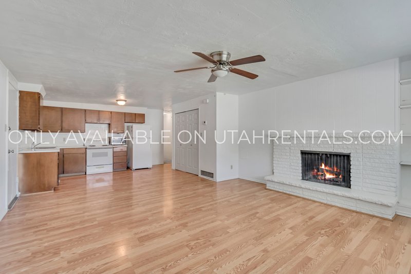 Updated 2-Bed Duplex with Yard & Covered Parking property image