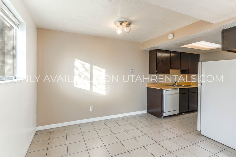 Cozy 2-Bedroom Apartment in Prime Midvale Location property image