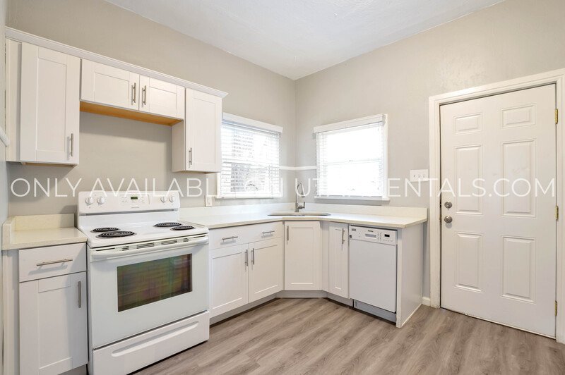 Contract Sale - 263 28th Street Unit B property image