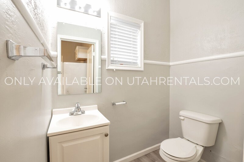 Contract Sale - 263 28th Street Unit B property image