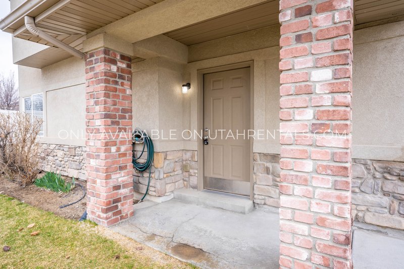 3 Bedroom 2 Bathroom Townhome in Riverton property image