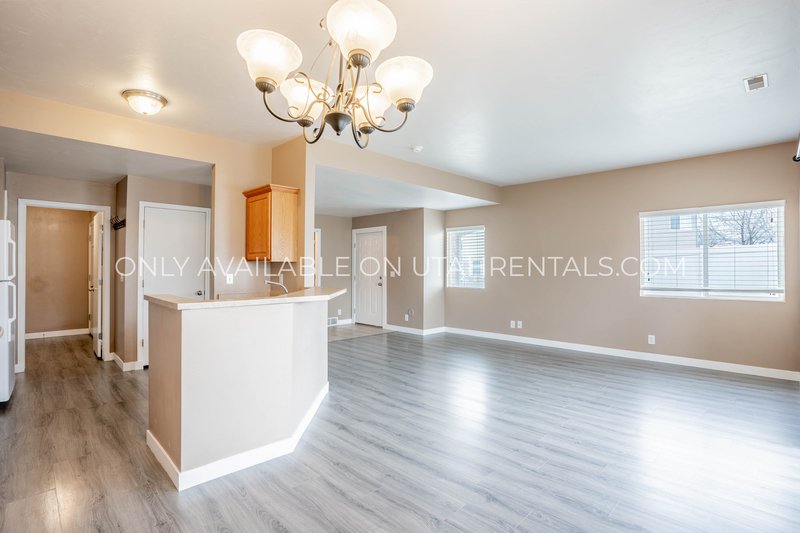 3 Bedroom 2 Bathroom Townhome in Riverton property image
