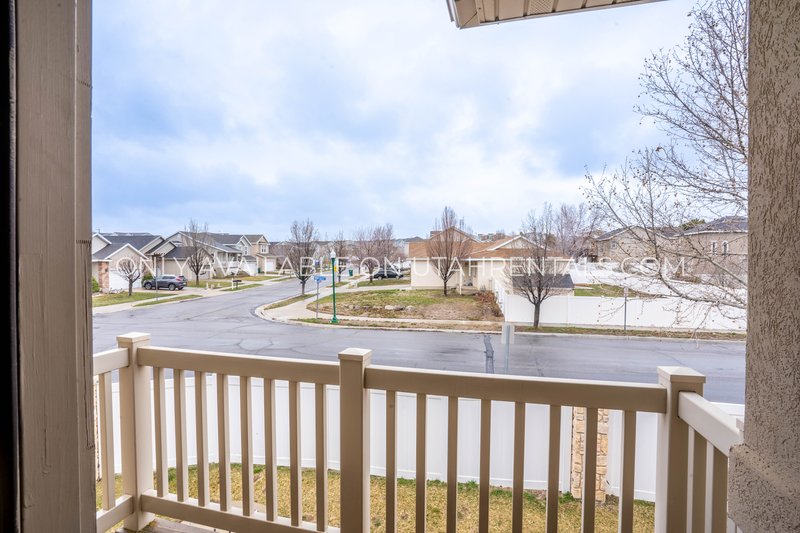 3 Bedroom 2 Bathroom Townhome in Riverton property image