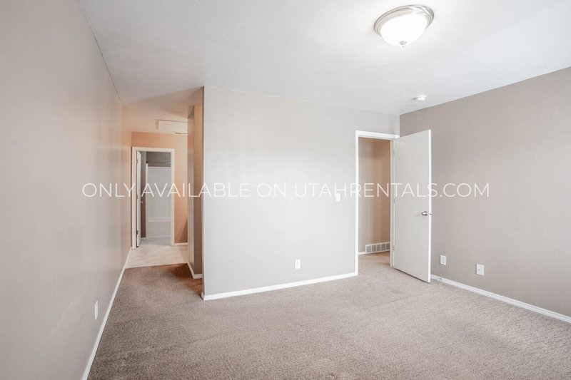 3 Bedroom 2 Bathroom Townhome in Riverton property image