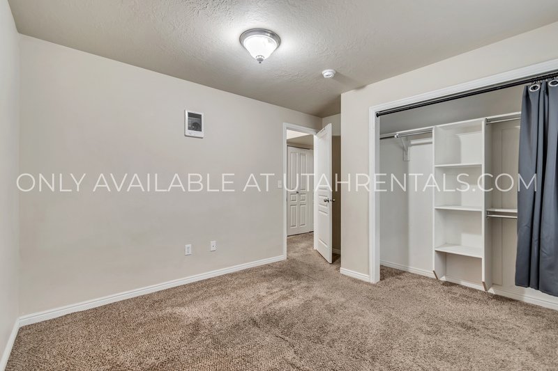 Amazing two bedroom basement apartment! property image