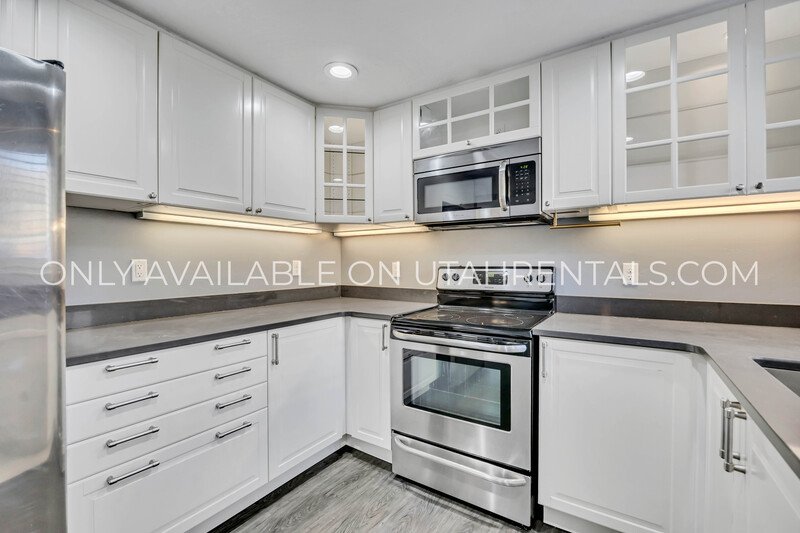 Cute 2 bed/1 bath basement unit! property image