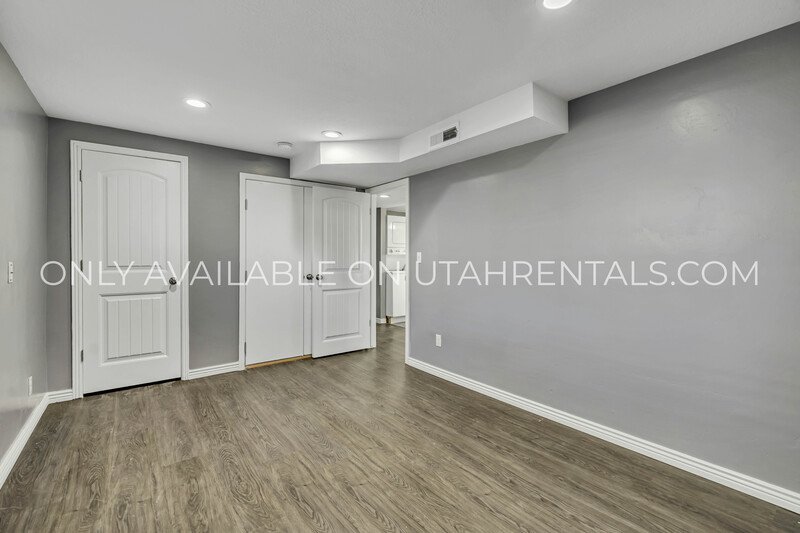 Cute 2 bed/1 bath basement unit! property image