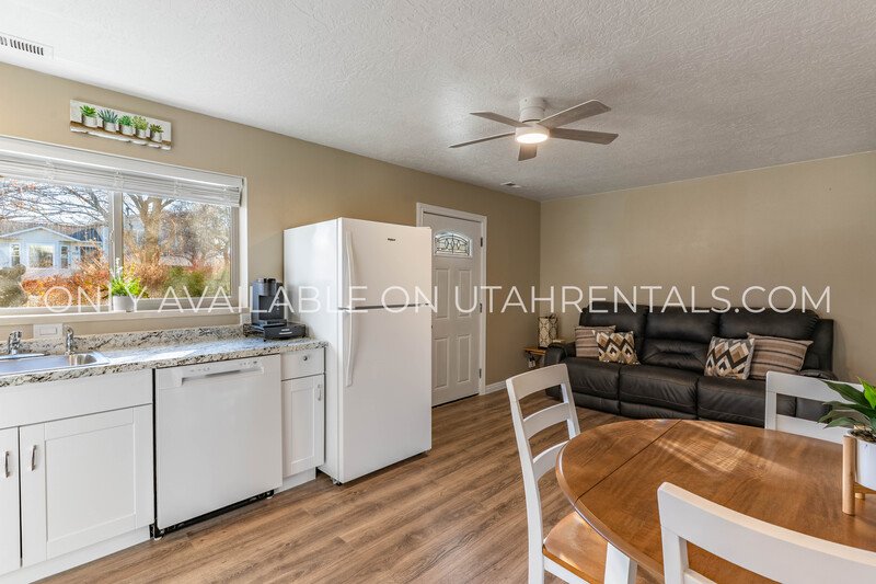 Charming & Spacious 1-Bedroom Basement Apartment property image