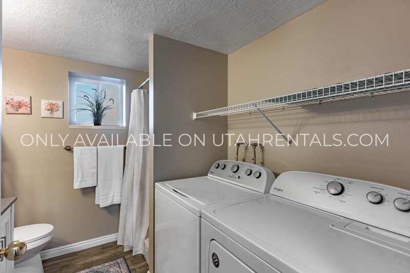 Charming & Spacious 1-Bedroom Basement Apartment property image
