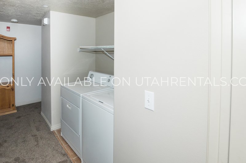 Cute private bedroom at Lanai! property image