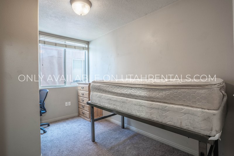 2 Furnished Private Bedrooms at Lanai L2 property image