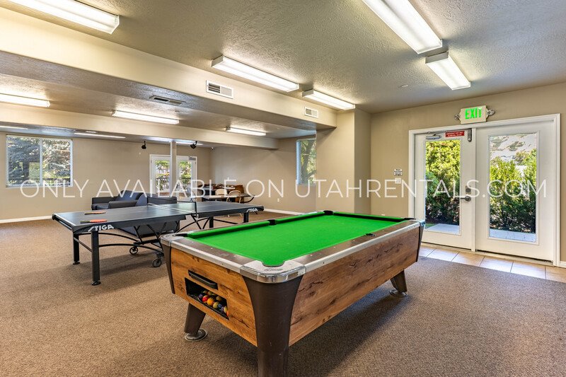 Private Rooms Available at Lanai Apartments J2 property image