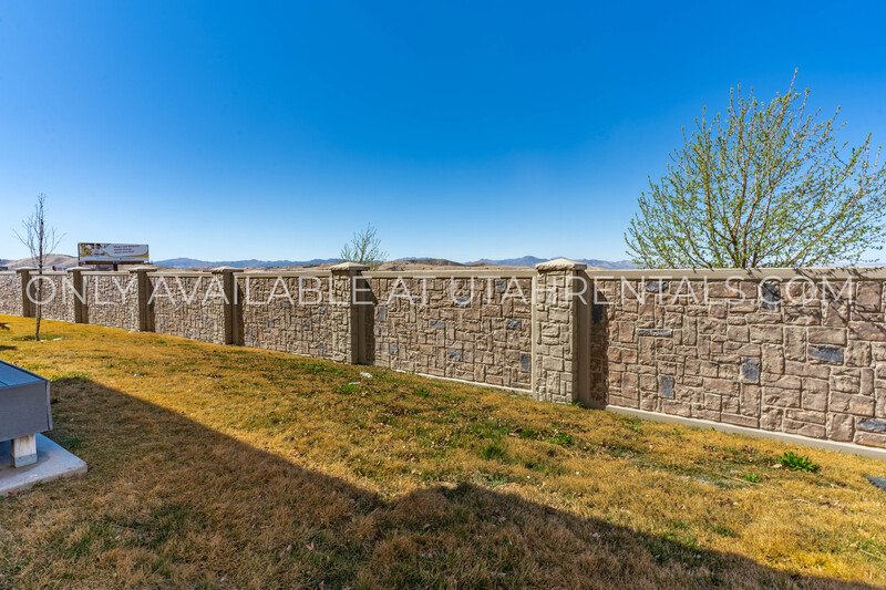 Santaquin 3 bed, 2.5 bath house! property image