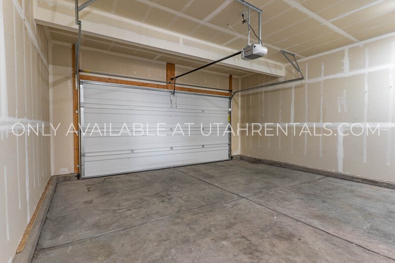 Santaquin 3 bed, 2.5 bath house! property image