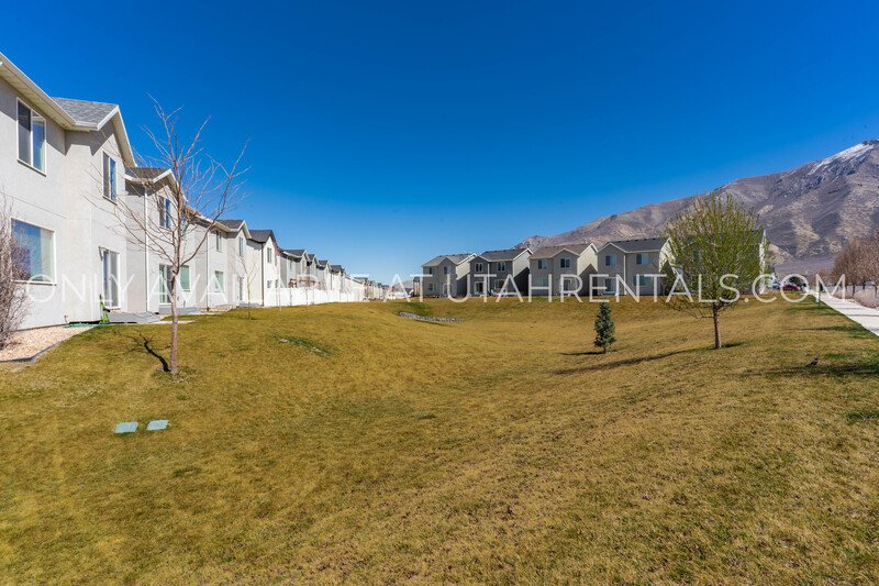 Santaquin 3 bed, 2.5 bath house! property image