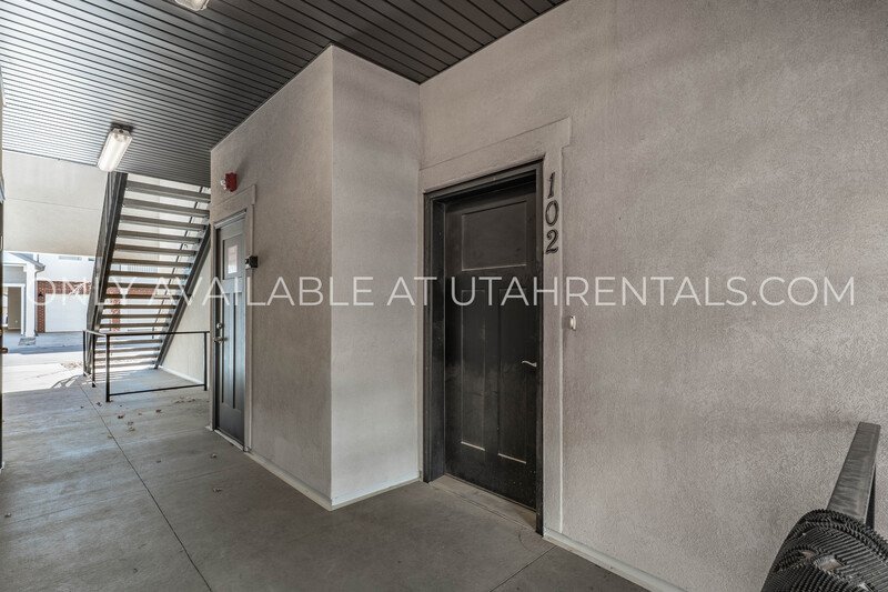 New 1st Floor Saratoga Springs condo! property image