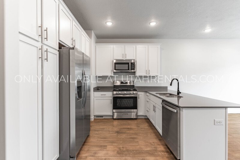 Just built custom Heber townhome! property image