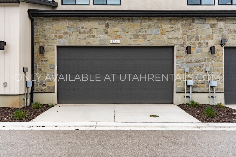 Just built custom Heber townhome! property image