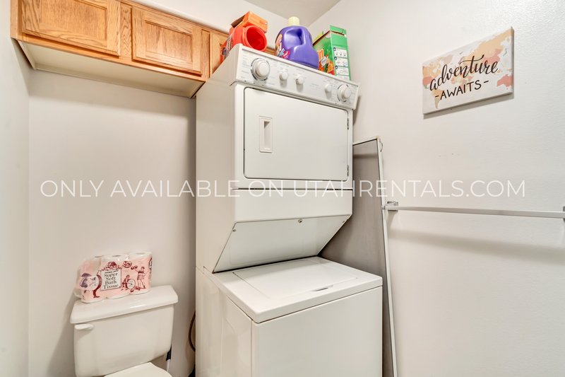 Private and Shared Room Available at Santa Barbara property image