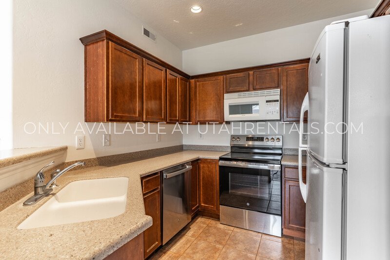 Spacious Heber Townhome property image