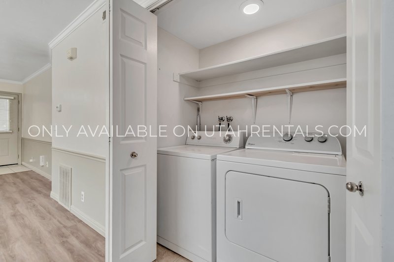 2 Bedrooms | 1 Bathroom | 782 Sq. Ft. property image