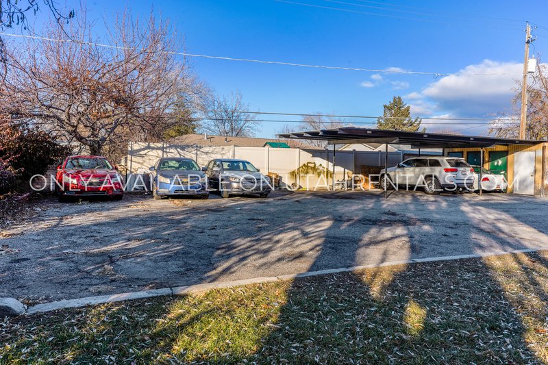 2-Bedroom Apartment in Midvale! property image