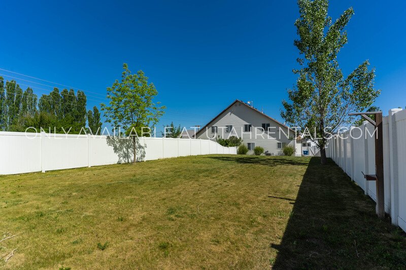 Beautiful, Spacious 5-Bed Single-Family Home in Santaquin! property image