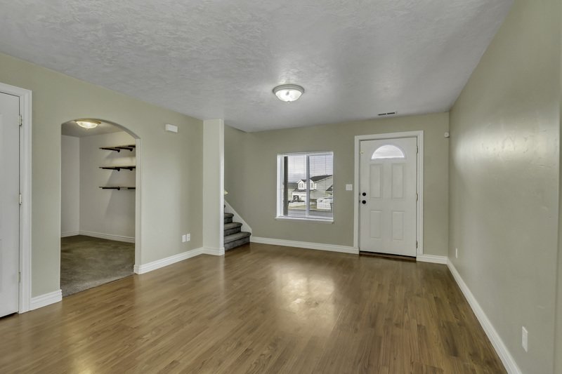 Beautiful, Spacious 5-Bed Single-Family Home in Santaquin! property image