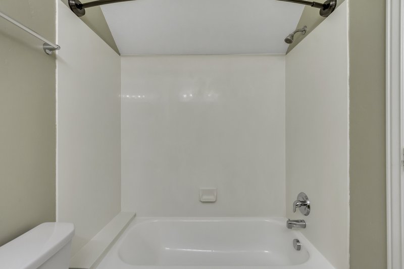 Beautiful, Spacious 5-Bed Single-Family Home in Santaquin! property image