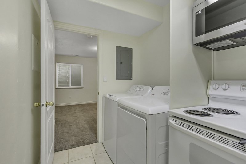 Beautiful, Spacious 5-Bed Single-Family Home in Santaquin! property image