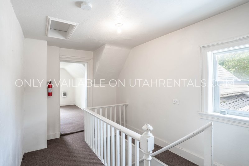 Cute 1 bed multiplex apartment in American Fork property image