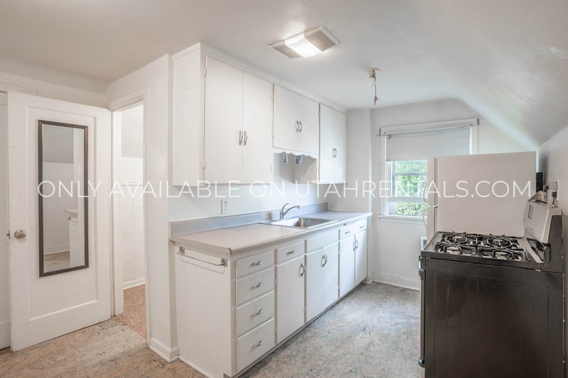 Cute 1 bed multiplex apartment in American Fork property image
