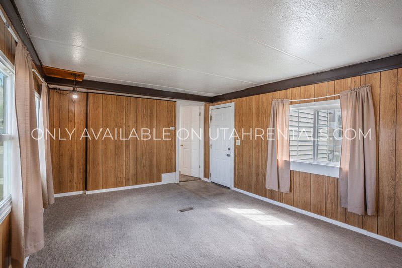 Charming & Spacious 3-Bedroom Home in Santaquin! property image