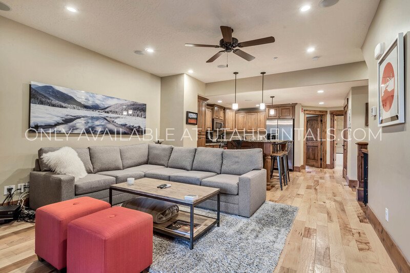 Beautifully Upgraded 3-Bed, 3-Bath Townhome at Park's Edge property image