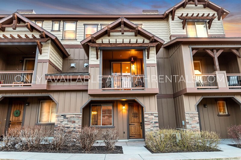 Beautifully Upgraded 3-Bed, 3-Bath Townhome at Park's Edge property image