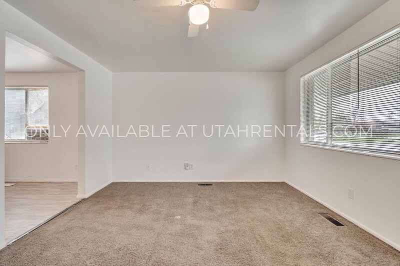 Beautiful Views & Easy Commuting – Minutes from Downtown Provo! property image