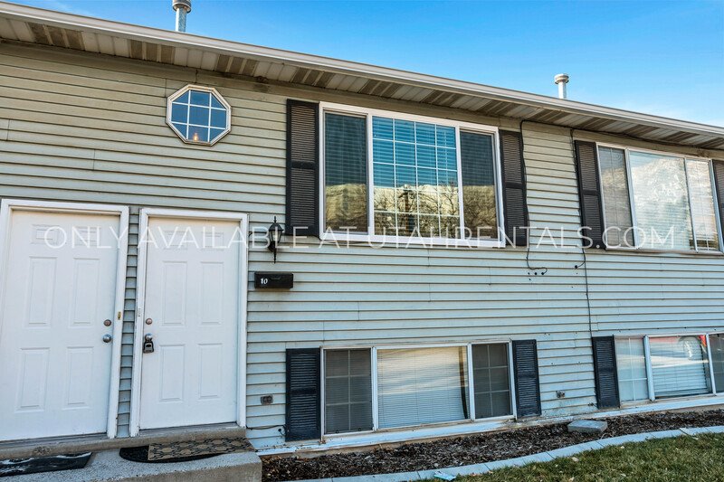 Cute multiplex apartment unit in PG property image