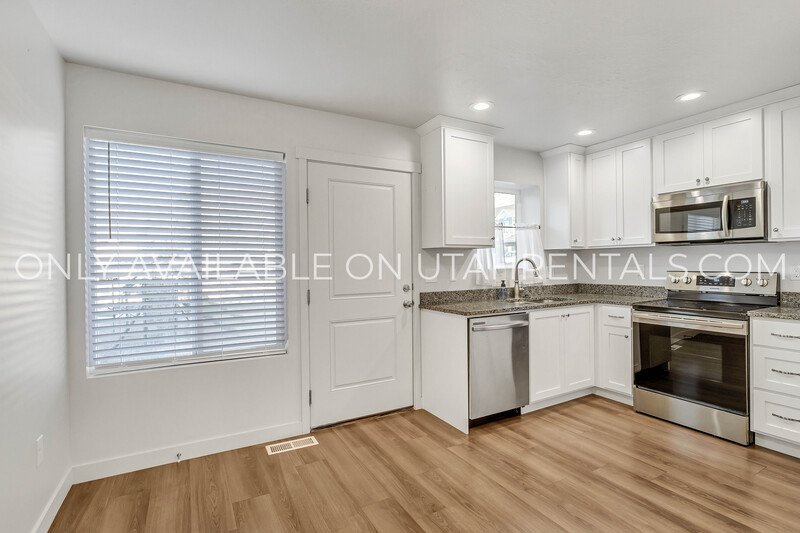 Amazing Townhome For Rent property image