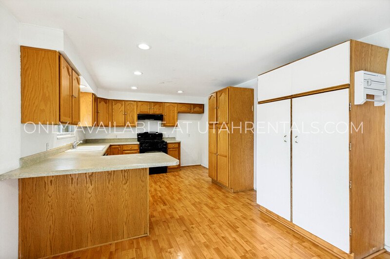 Beautiful 4-Bed, 3-Bath Orem Home with Spacious Yards & Decks property image