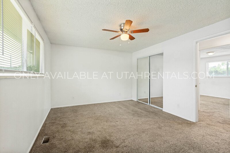 Beautiful 4-Bed, 3-Bath Orem Home with Spacious Yards & Decks property image
